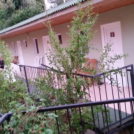 George House Bed and breakfast Faralya