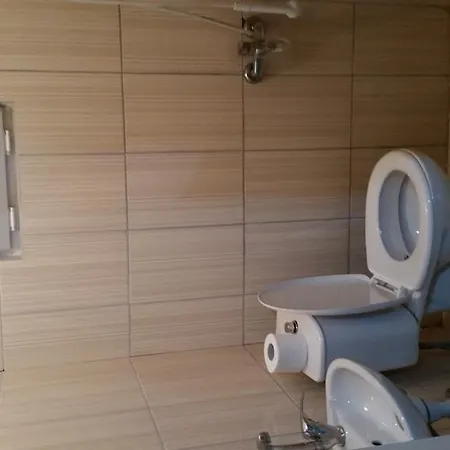 Bed and breakfast George House Faralya