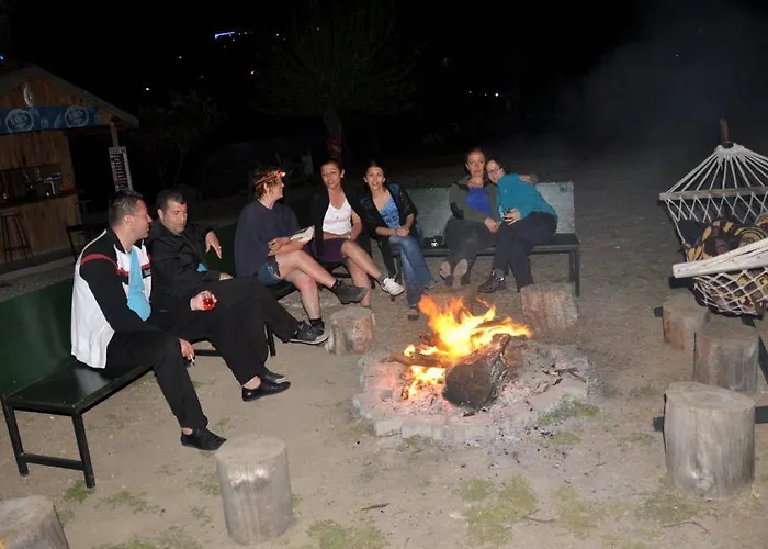 George House * فاراليا