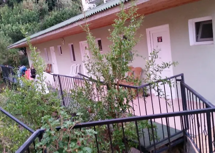 George House Bed & Breakfast Faralya